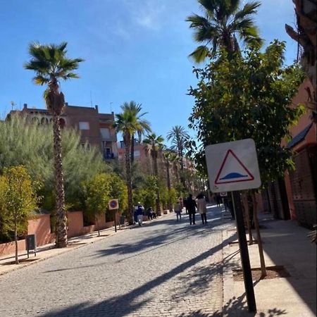 Appartement Spacieux A 150M Des Jardins Majorelle Marrakesh Exterior photo